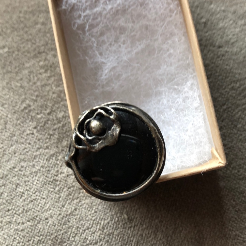 Adjustable Size Ring - image 1